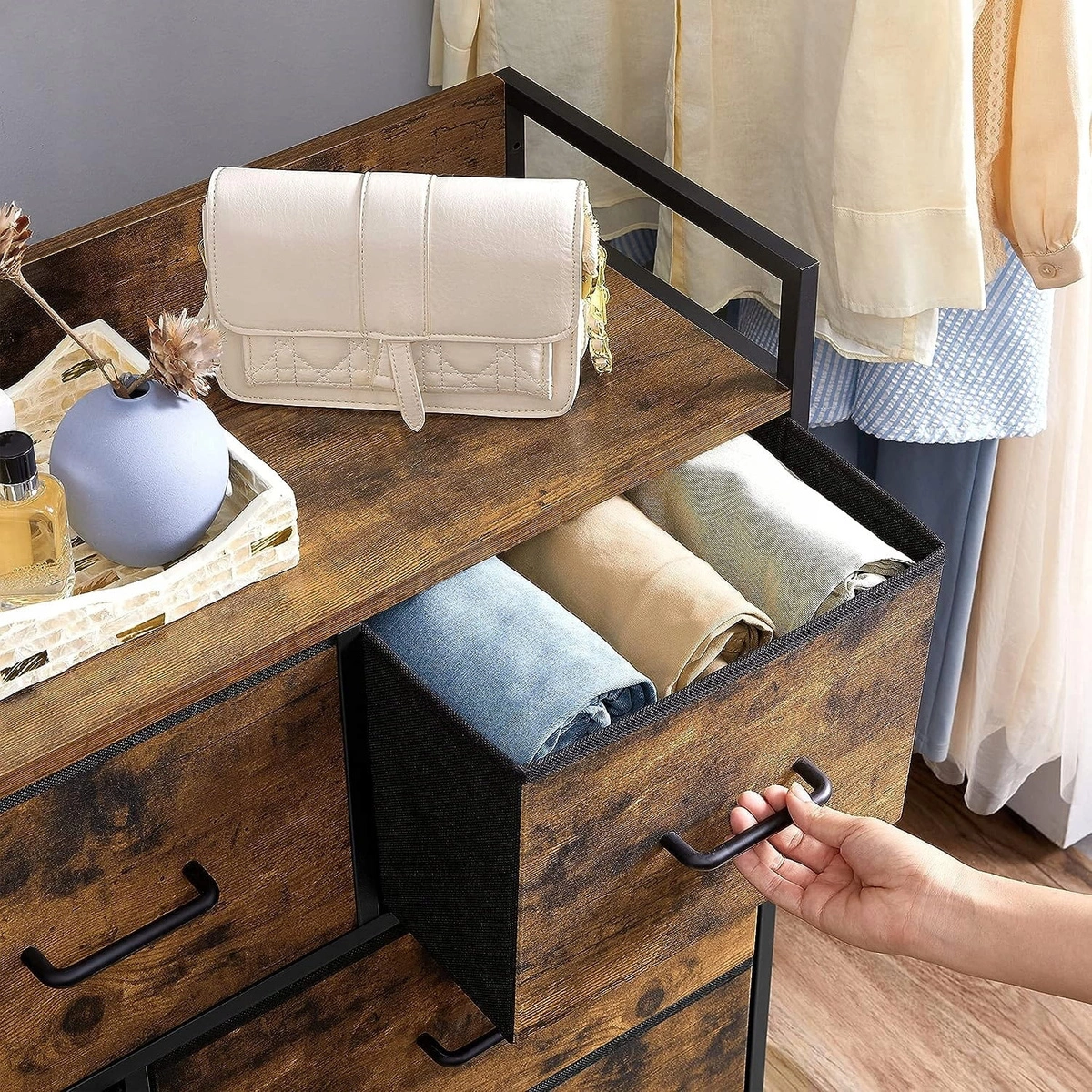 Krzesło IMOLA - czarny aksamit / nogi kolor drewna x 3