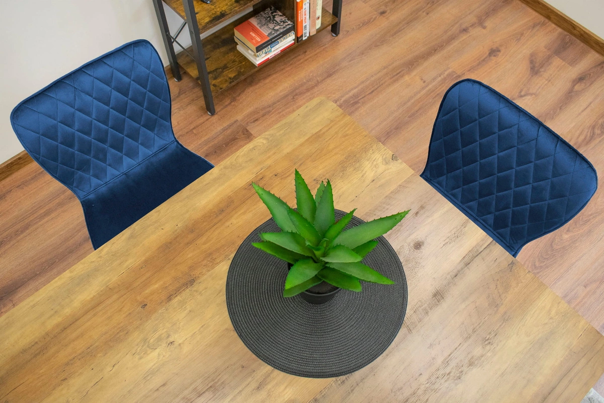 Zestaw stół okrągły TODI 80 czarny + 4 krzesła LAGO granatowe