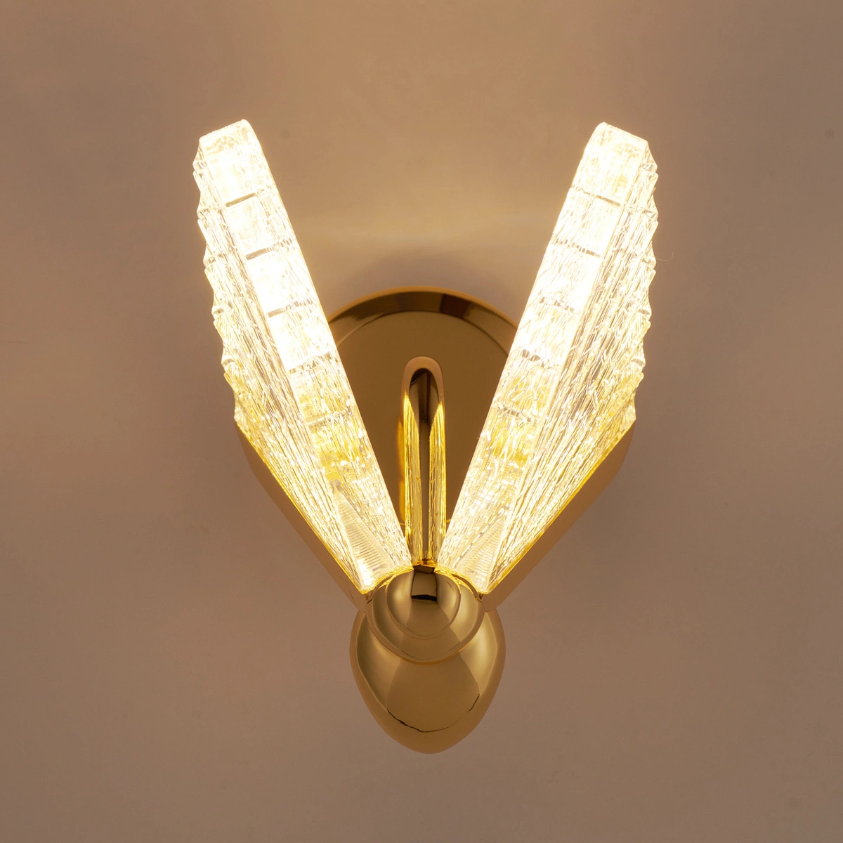 Lampa ścienna BEE LED złota 18 cm